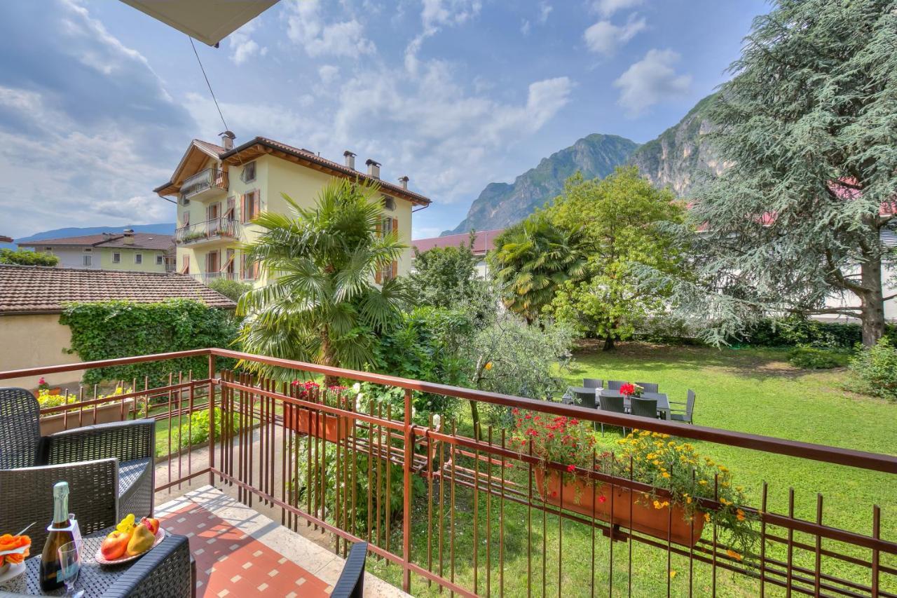 The Bon'Ora Apartment - Happy Rentals Riva del Garda Kültér fotó